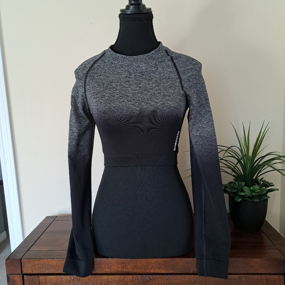 Gymshark Adapt Ombre Crop Top Grey Black Size Small Active Top Long Sleeved - Picture 1 of 15
